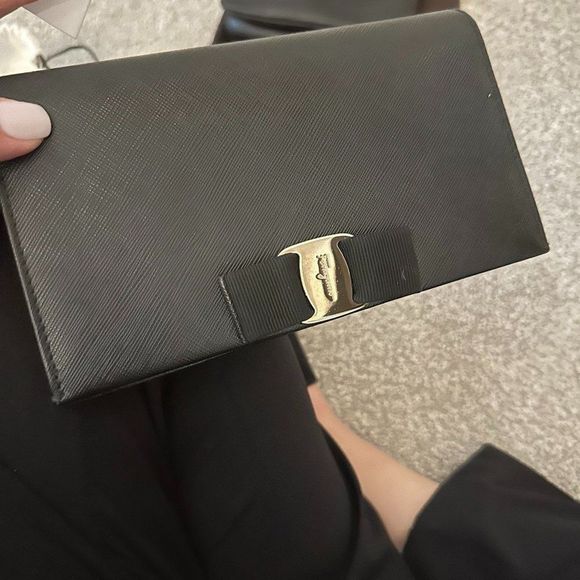 Salvatore Ferragamo wallet on chain - Picture 6 of 6